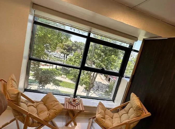 מלון Shero Palace *